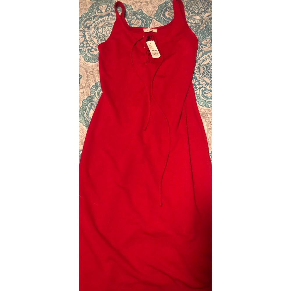 Dresses - Picture 5 of 5